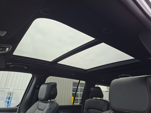 New 2026 Jeep Grand Wagoneer 4WD image 31