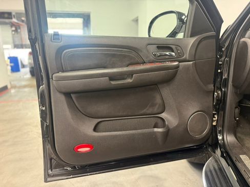 Used 2008 Cadillac Escalade EXT AWD/4WD image 36