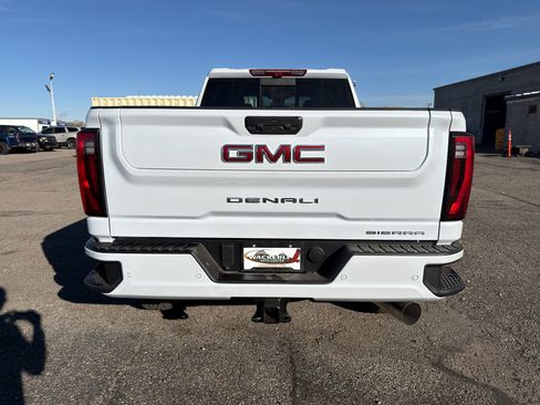 New 2026 GMC Sierra 2500 Denali w/ Denali Reserve Package image 4