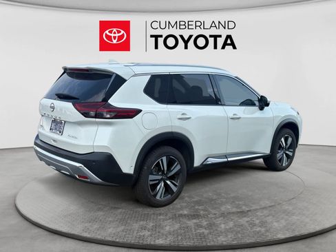 Used 2023 Nissan Rogue Platinum w/ Platinum Premium Package FWD image 4