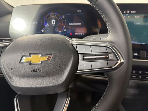 New 2026 Chevrolet Equinox LT w/ Safety and Technology Package FWD image 25