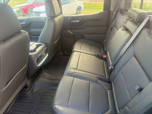 Used 2020 GMC Sierra 1500 SLT image 17
