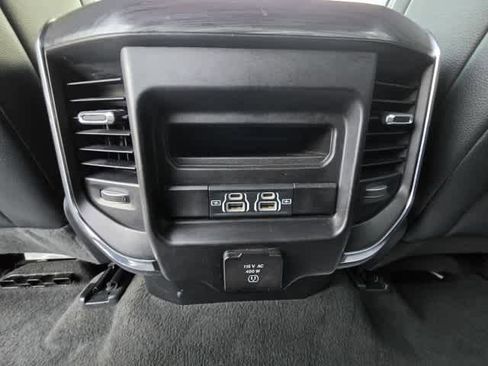 Used 2024 RAM 1500 Laramie AWD/4WD image 12