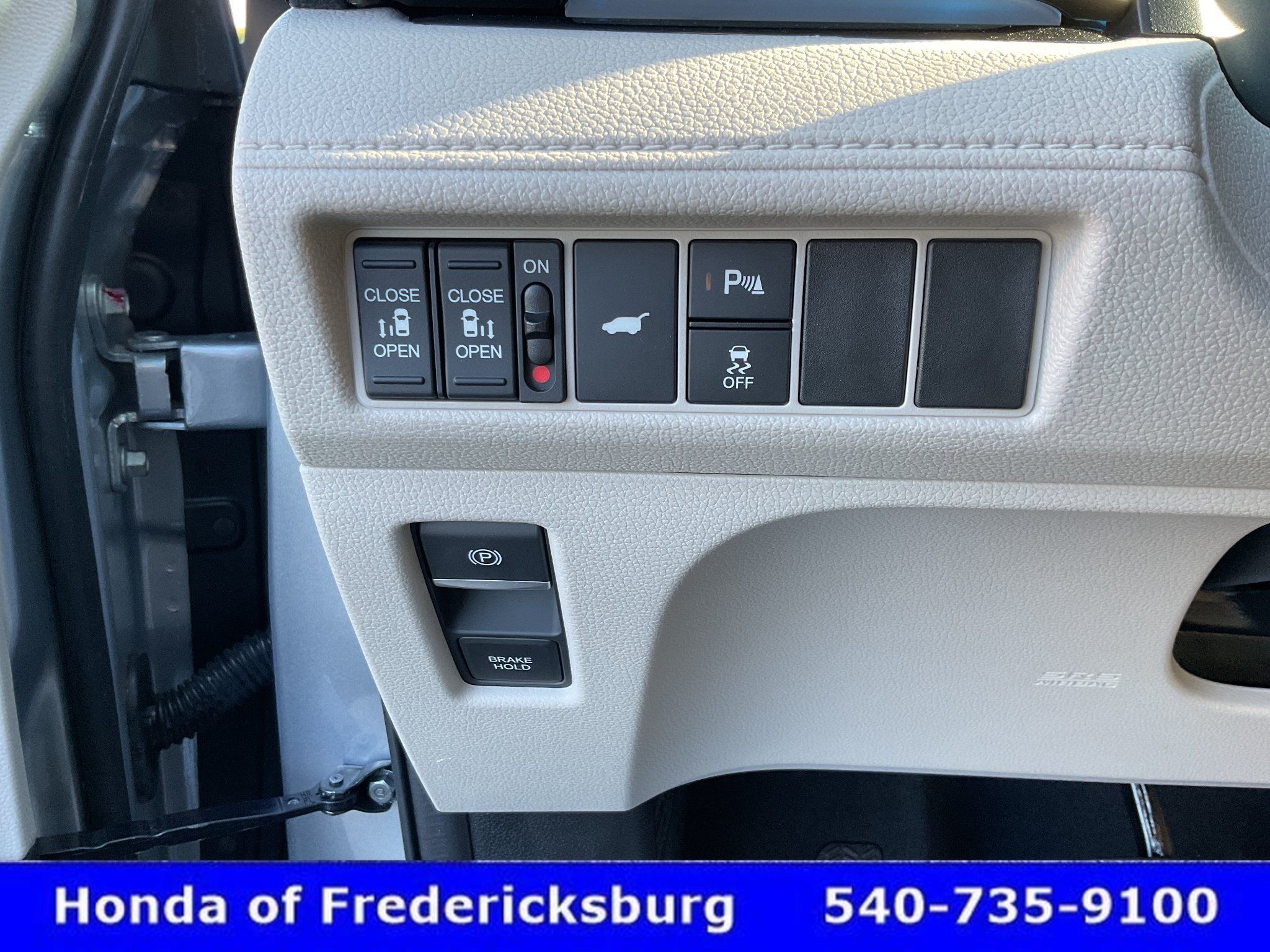 Certified 2026 Honda Odyssey Touring image 47