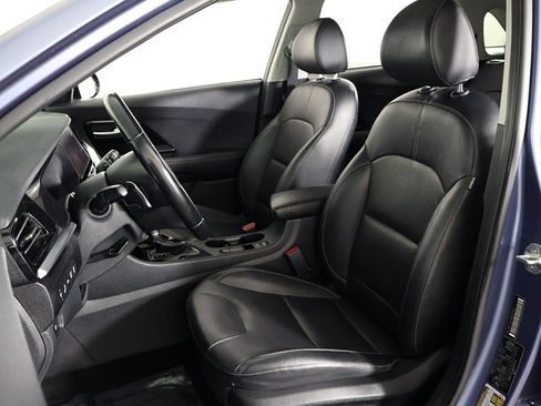 Used 2022 Kia Niro Touring Special Edition image 31