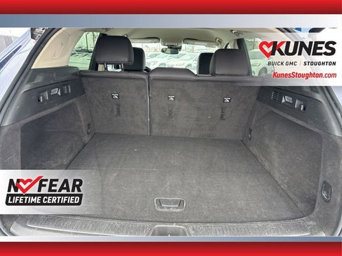 Used 2023 Buick Envision Essence image 40