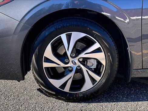 Used 2025 Subaru Legacy Premium image 9