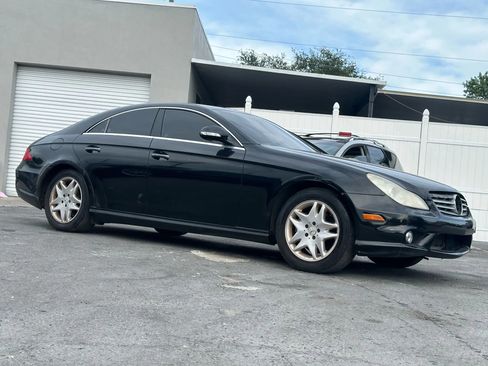 Used 2006 Mercedes-Benz CLS 500 image 6