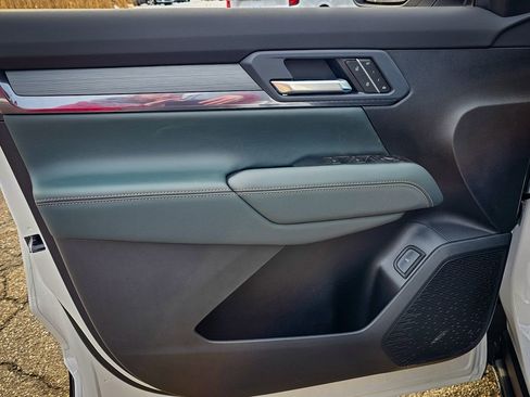 New 2026 GMC Terrain AT4 w/ Convenience Package III AWD/4WD image 10