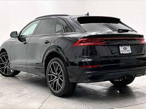 Used 2023 Audi Q8 Premium Plus w/ Premium Plus Package image 12