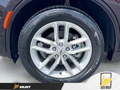 Used 2025 Dodge Durango GT AWD/4WD image 36
