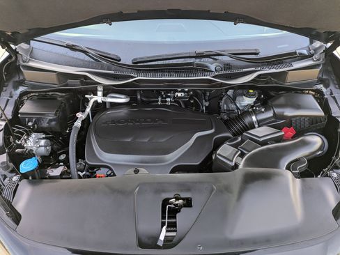 Certified 2023 Honda Odyssey Sport image 31