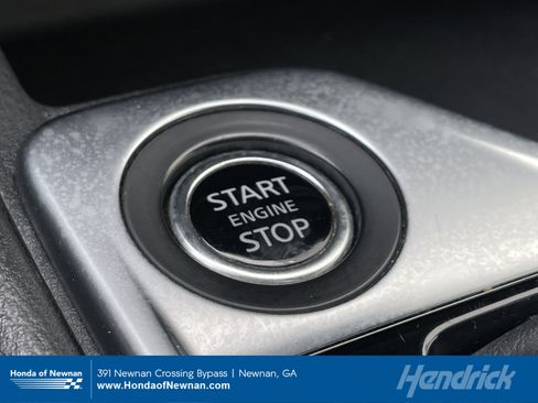 Used 2022 Nissan Sentra SV image 1