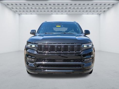 Used 2024 Jeep Grand Wagoneer Series II w/ Quick Order Packagew 28T image 9