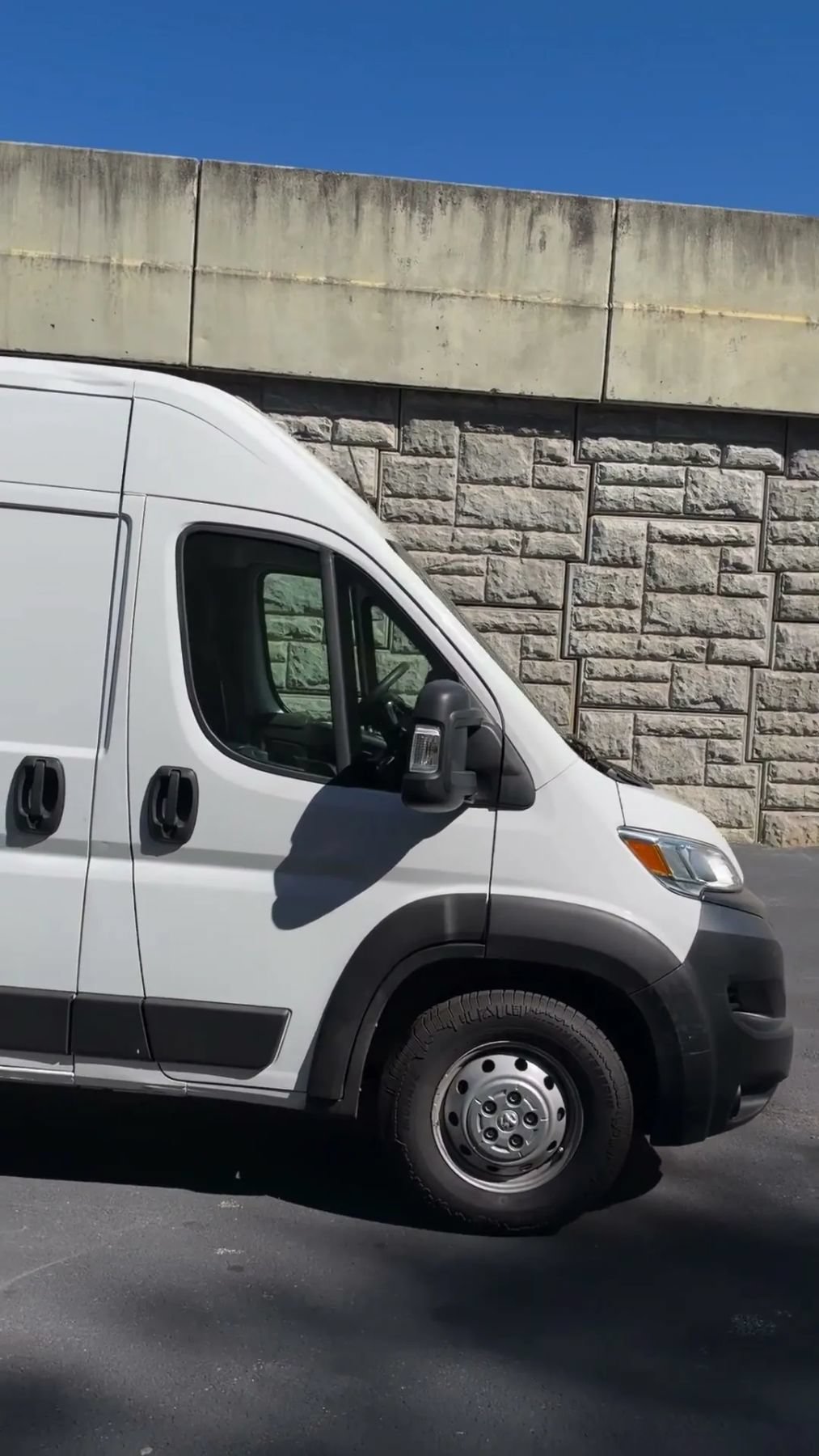 Used 2023 RAM ProMaster 2500 FWD image 37