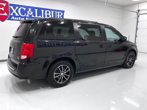 Used 2018 Dodge Grand Caravan GT image 15