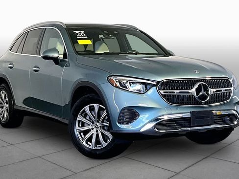Used 2026 Mercedes-Benz GLC 300 4MATIC image 3