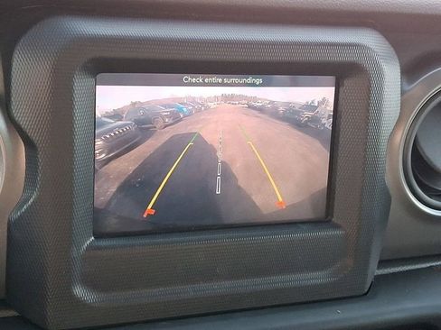 Certified 2023 Jeep Wrangler Unlimited Sport image 21