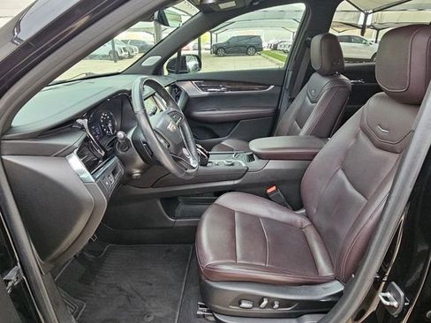 Used 2020 Cadillac XT6 Premium Luxury image 10