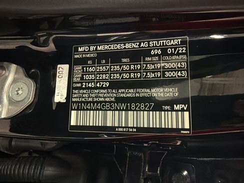 Used 2022 Mercedes-Benz GLB 250 image 22