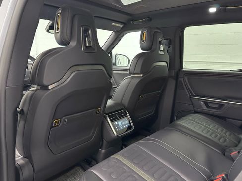 Used 2025 Rivian R1T Adventure Dual AWD/4WD image 14