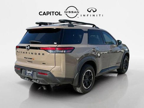 Used 2024 Nissan Pathfinder Rock Creek image 5