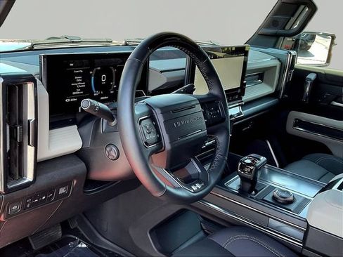 Used 2026 GMC Hummer EV SUV w/ LPO, Dark Essentials Package AWD/4WD image 19