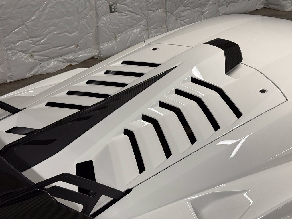 Used 2021 Lamborghini Huracan STO RWD image 18