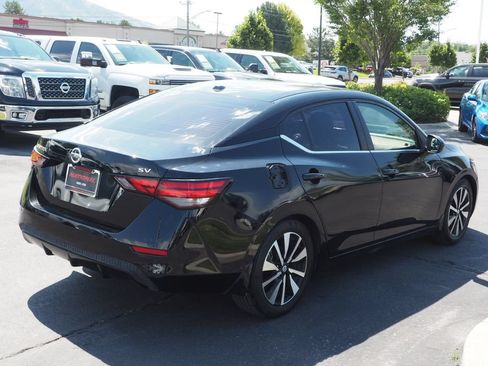 Used 2023 Nissan Sentra SV w/ SV Premium Package FWD image 5