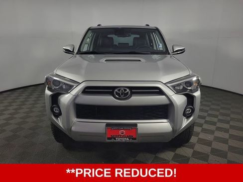 Used 2024 Toyota 4Runner TRD Off-Road Premium image 2