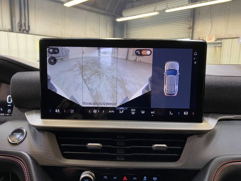 Used 2025 Ford Explorer ST-Line w/ Premium Package image 49