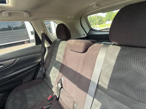Used 2014 Nissan Rogue SV w/ SV Premium Package AWD/4WD image 42