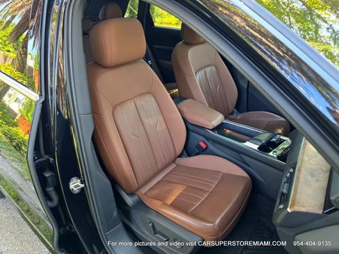 Used 2019 Audi e-tron Premium Plus AWD/4WD image 34