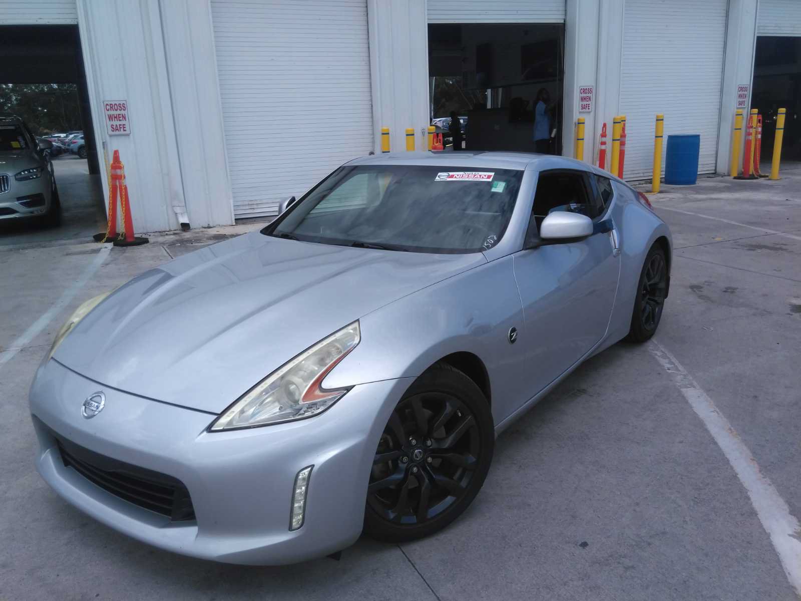 Used 2017 Nissan 370Z Coupe RWD image 1