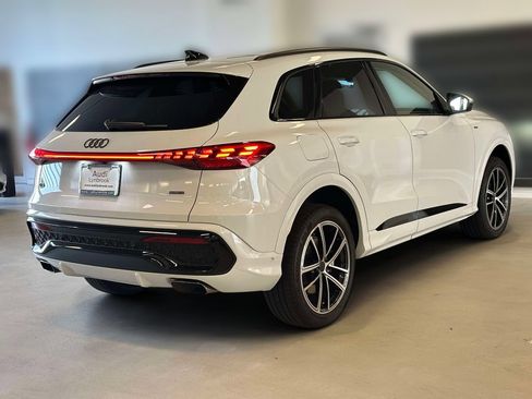 Used 2026 Audi Q5 Premium Plus AWD/4WD image 4