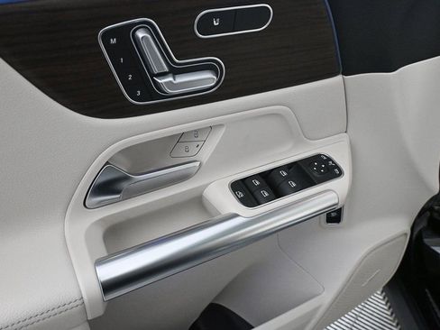 New 2026 Mercedes-Benz GLA 250 GLA 250 image 8