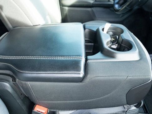 Used 2021 RAM 1500 Big Horn image 40