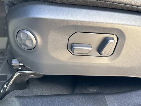 New 2026 Jeep Gladiator Sport AWD/4WD image 29