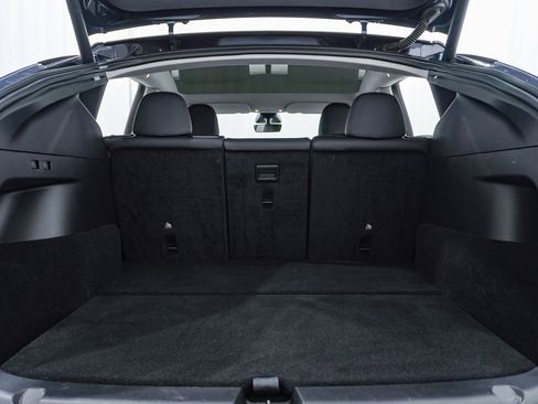 Used 2021 Tesla Model Y Long Range image 35