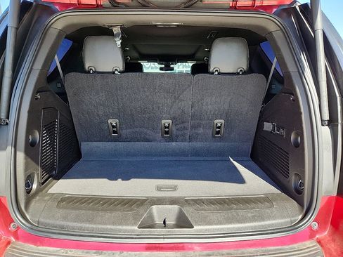 Used 2021 Chevrolet Tahoe LT w/ LT Signature Package image 7