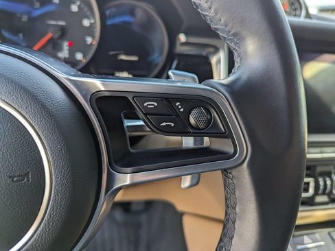 Used 2020 Porsche Macan AWD/4WD image 16