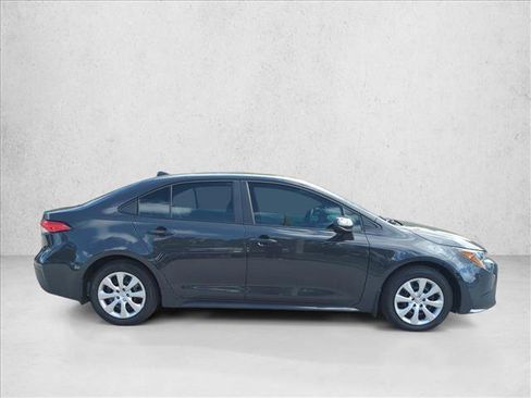 New 2026 Toyota Corolla LE FWD image 4