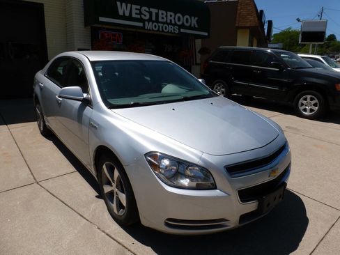 Used 2010 Chevrolet Malibu Hybrid FWD image 1