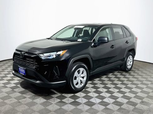 Certified 2025 Toyota RAV4 LE AWD/4WD image 3