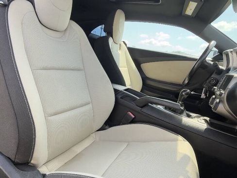 Used 2015 Chevrolet Camaro SS RWD image 12