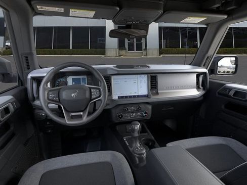 New 2025 Ford Bronco 2-Door image 9