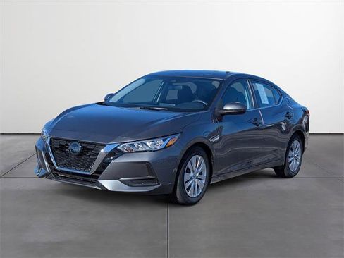 Used 2023 Nissan Sentra S image 2
