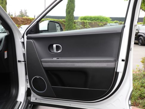 Used 2024 Hyundai Ioniq 5 Limited AWD/4WD image 7