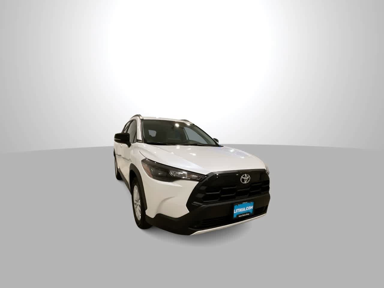 New 2026 Toyota Corolla Cross LE w/ Moonroof Package AWD/4WD image 9