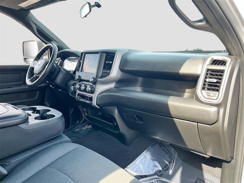 Certified 2024 RAM 2500 Tradesman w/ Chrome Appearance Group image 26